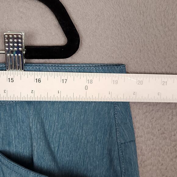 EDDIE BAUER Pants Womens 18 Blue Cargo Stretch Capri Nylon Outdoor Hiking Summer - Picture 3 of 10